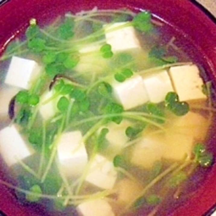 豆腐と貝割れの中華スープ